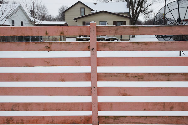 Pink fence, Walkerton