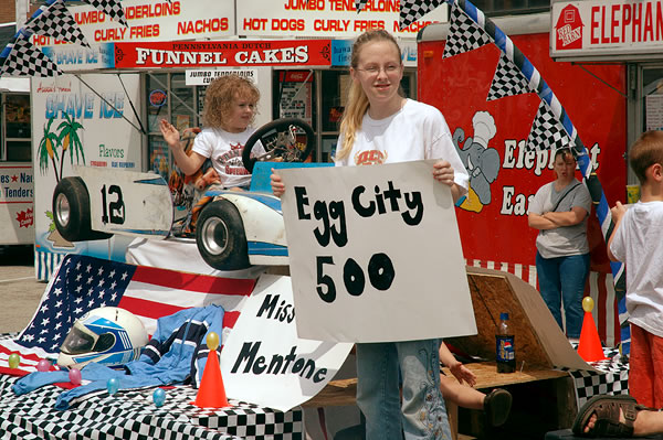 Egg City 500, Mentone Egg Festival Parade 