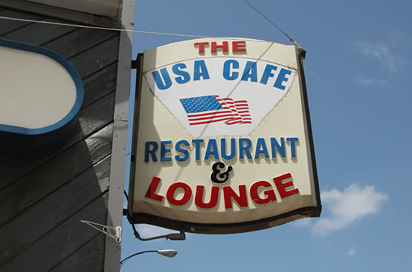 USA Cafe, Knox 