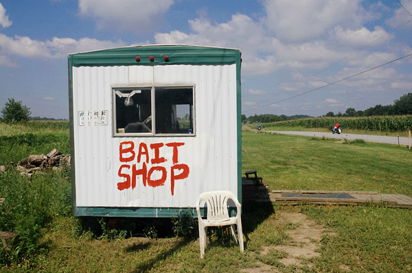 King Trident Bait Shop, SR 10, Bass Lake