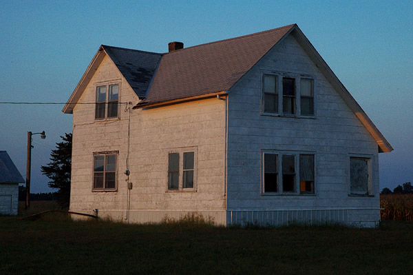 Empty farmhouse, SR 8, Starke County