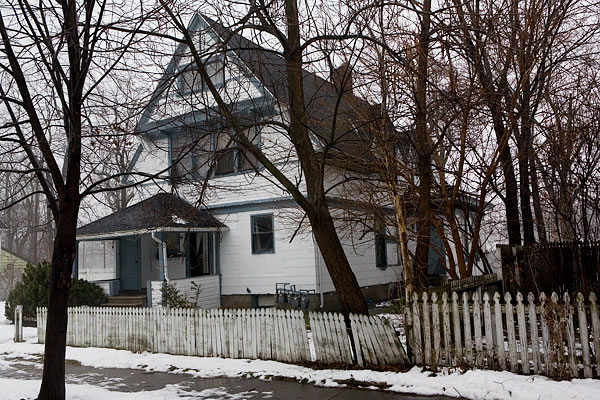 House and picket fence, Elkhart