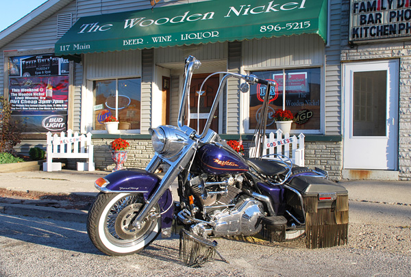 Electra-Glide at the Nick, North Judson